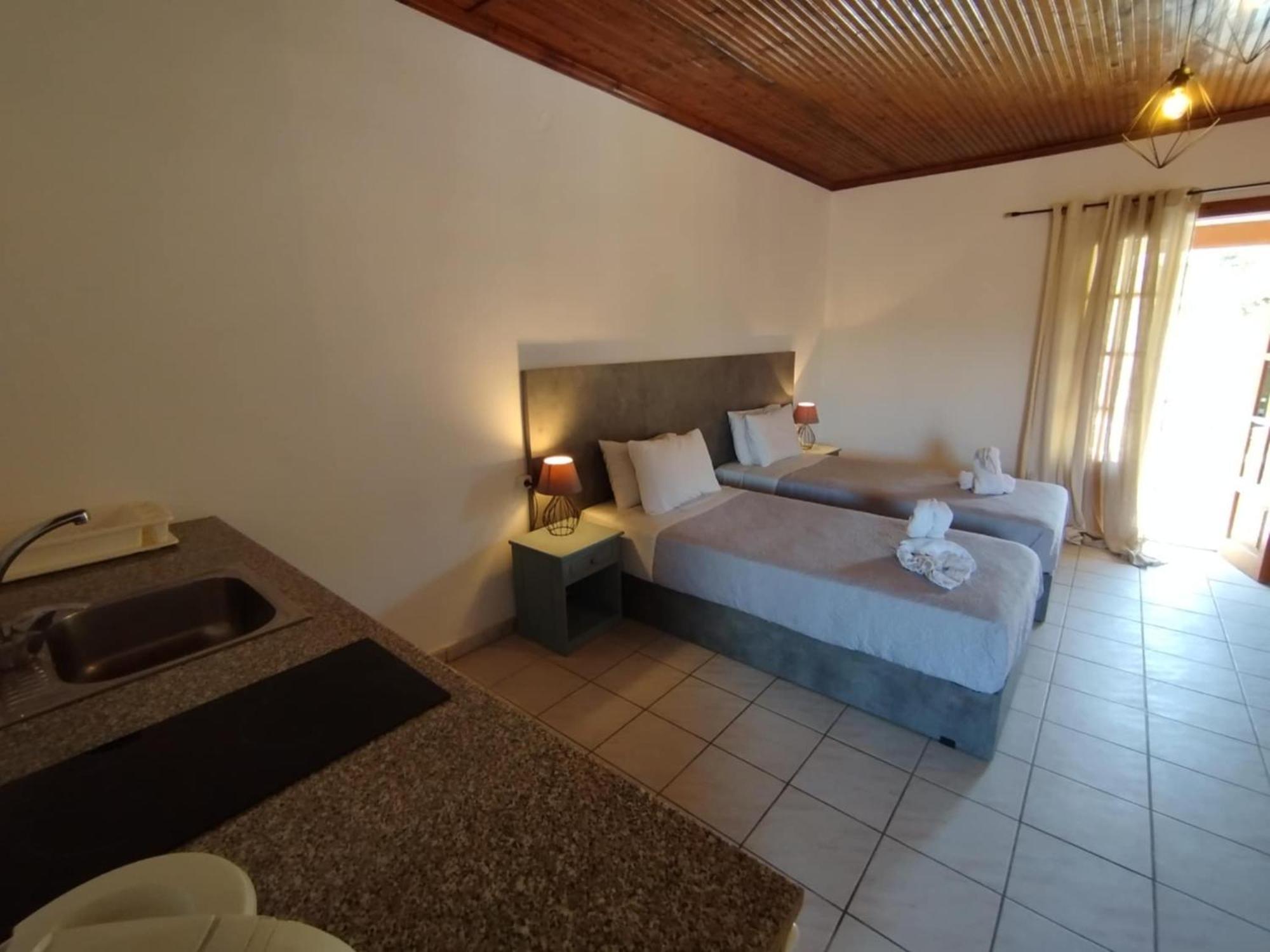 Aparthotel Alex Katerina Peroulades (Corfu)